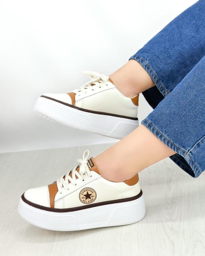 TENIS CONVERSE TALCO MIEL 696