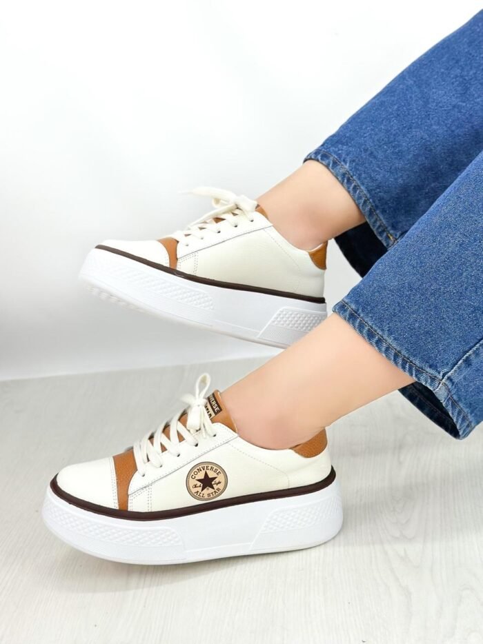 TENIS CONVERSE TALCO MIEL 696