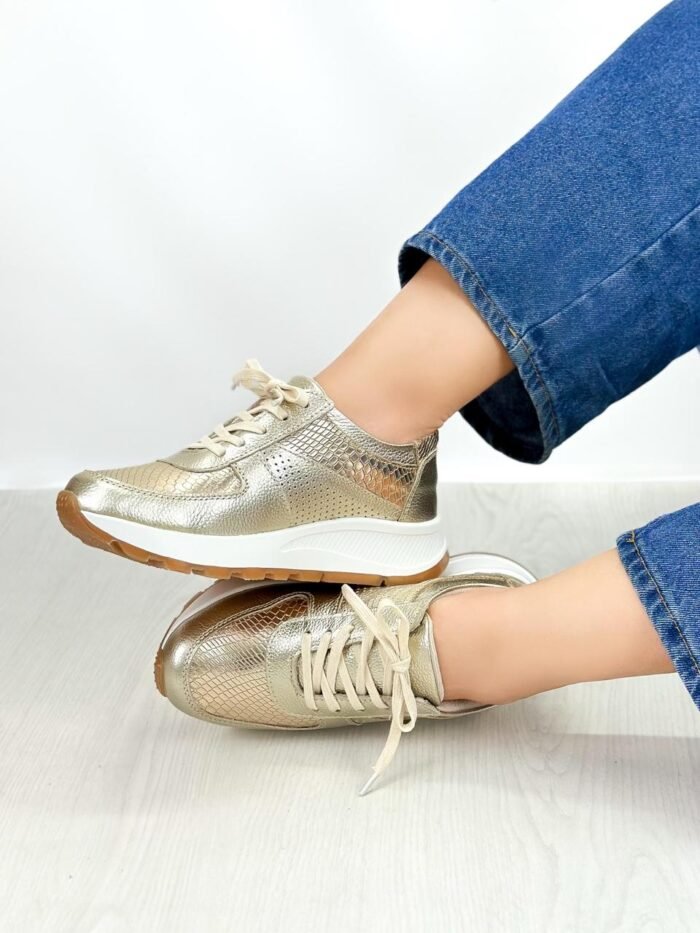 TENIS DORADOS 667
