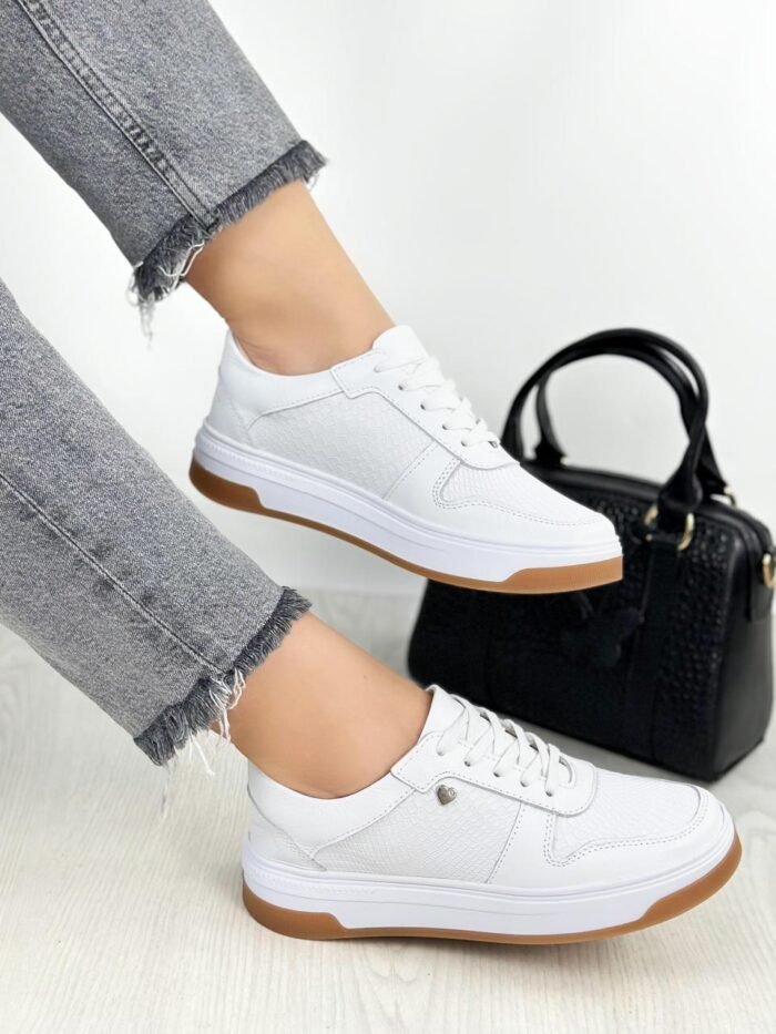 TENIS BLANCOS 705