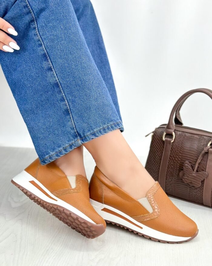 TENIS MIEL CUERO 715