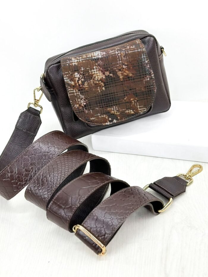BOLSO EN CUERO 0072
