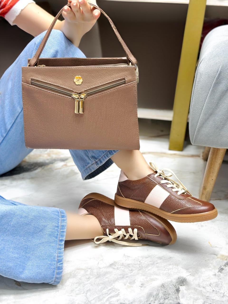 273 CHOCOLATE X NUDE