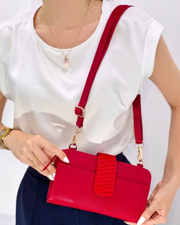 PORTA CELULAR EN CUERO 218