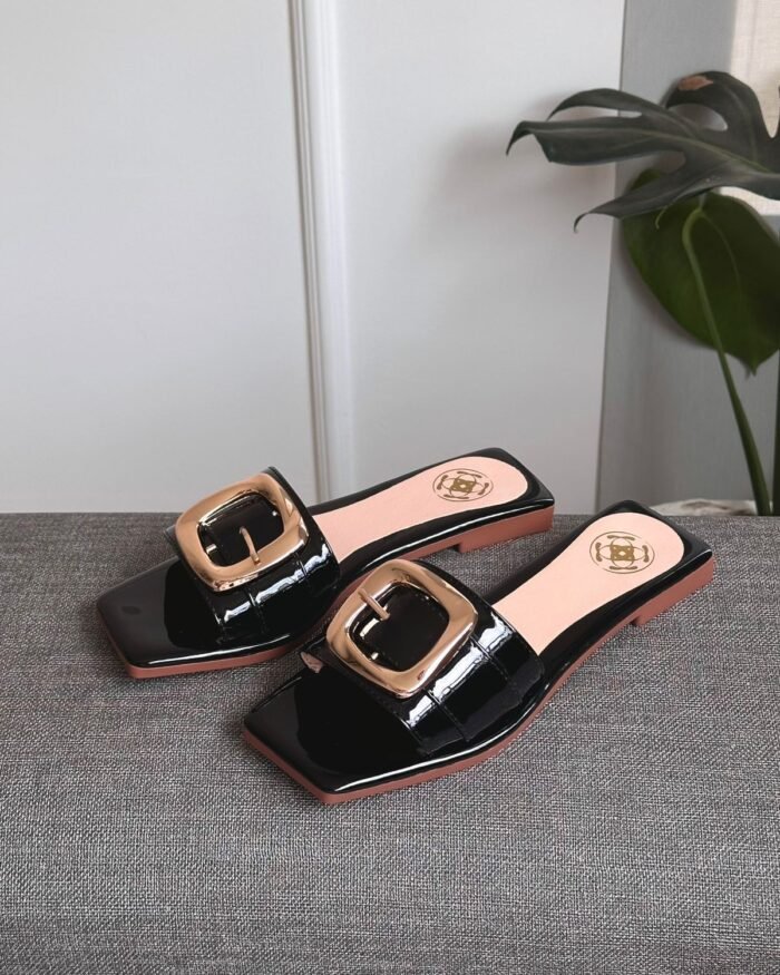 SANDALIA EVILLA CHAROL NEGRO