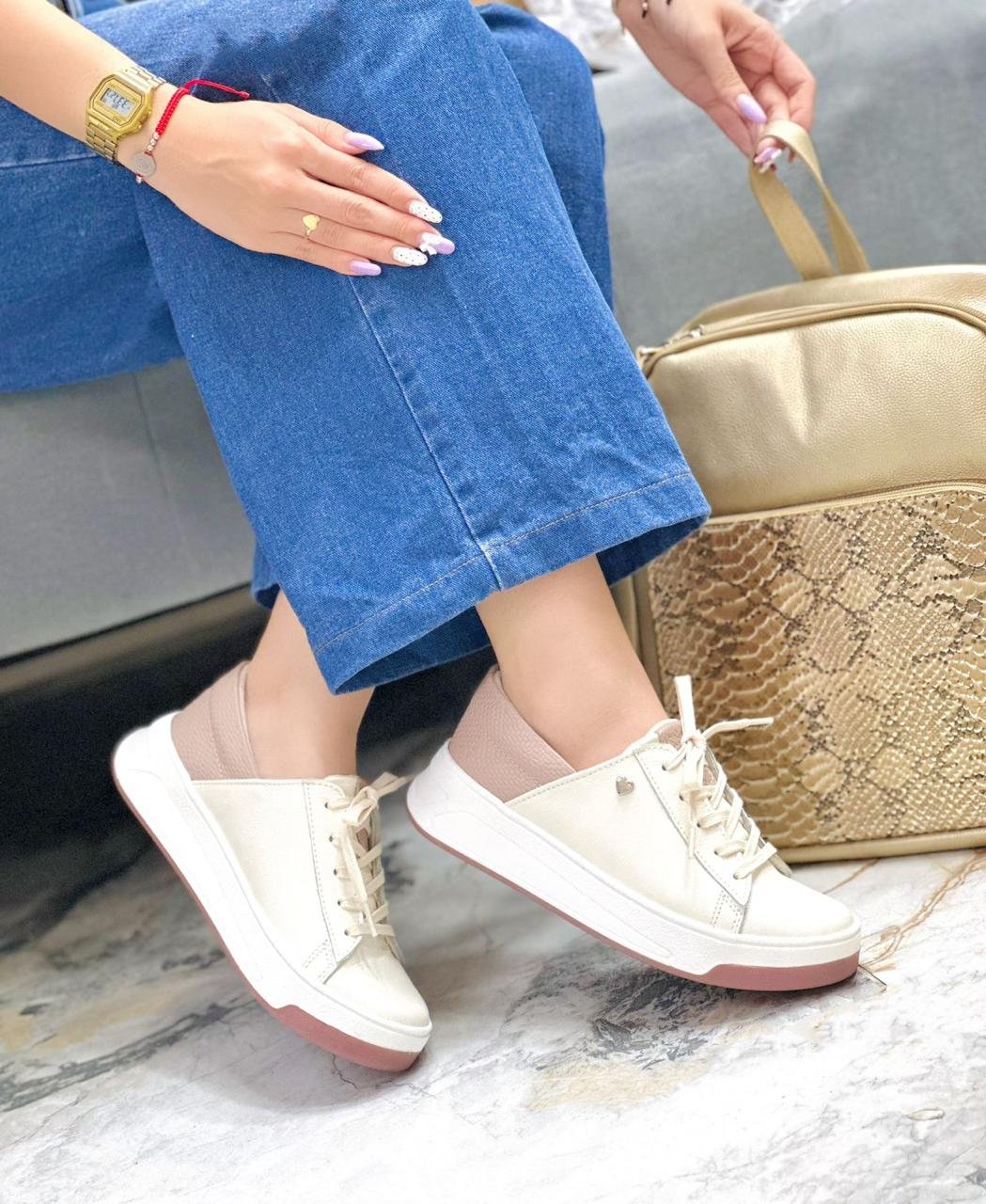 665 ZOE TALCO TAUPE