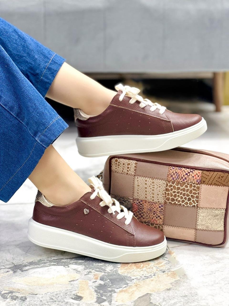 675 PARIS AVELLANA X DORADO