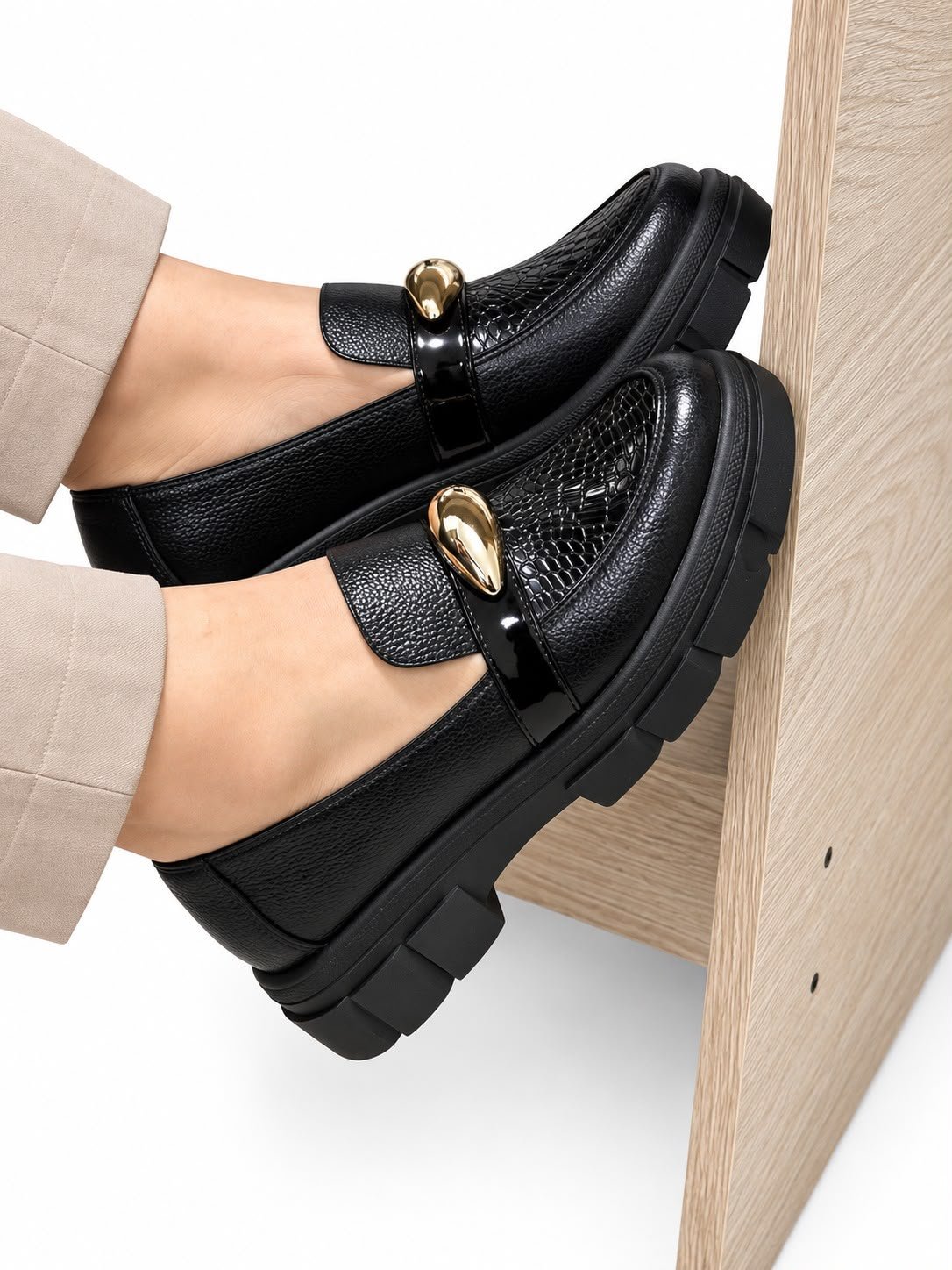 MOCASIN EN CUERO 2