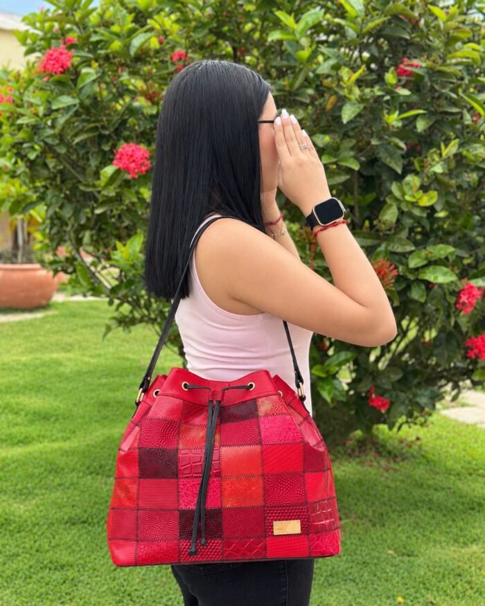 BOLSO EN CUERO 301